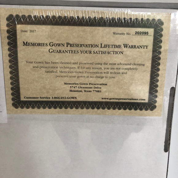 Victor Harper Couture Wedding Dress! - Picture 7 of 8